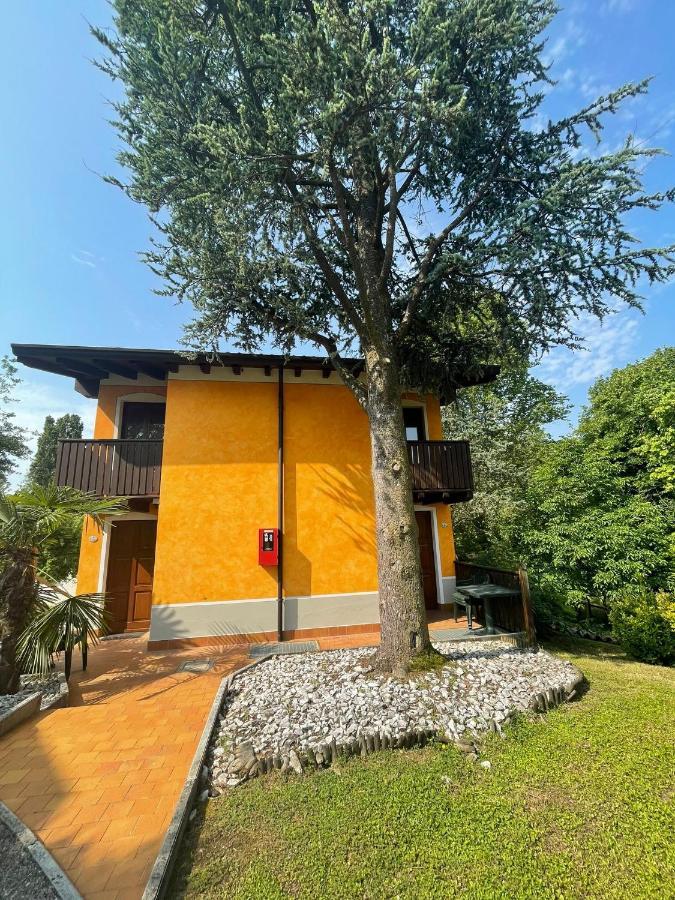 蒙赞巴诺Oasi Del Garda 2公寓 外观 照片